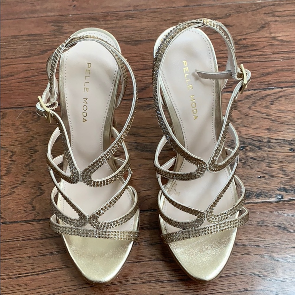 Pelle Moda Platform Sandals